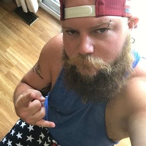 Meet your Posher, Aaron